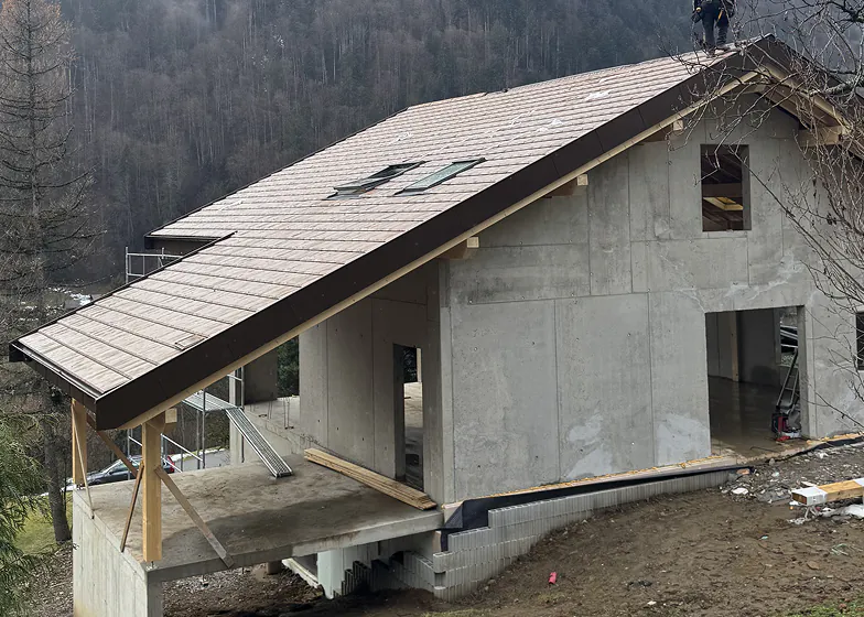 Couverture en tuiles sur maison individuelle, Thonon-les-Bains